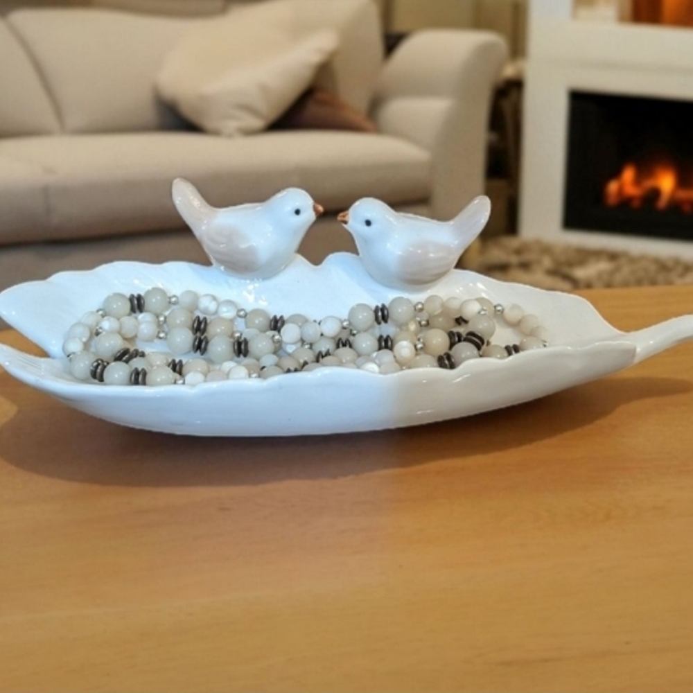 Earthy Stone Pearl Rondelle Style Bead Necklace In Bird/Feather Trinket Dish